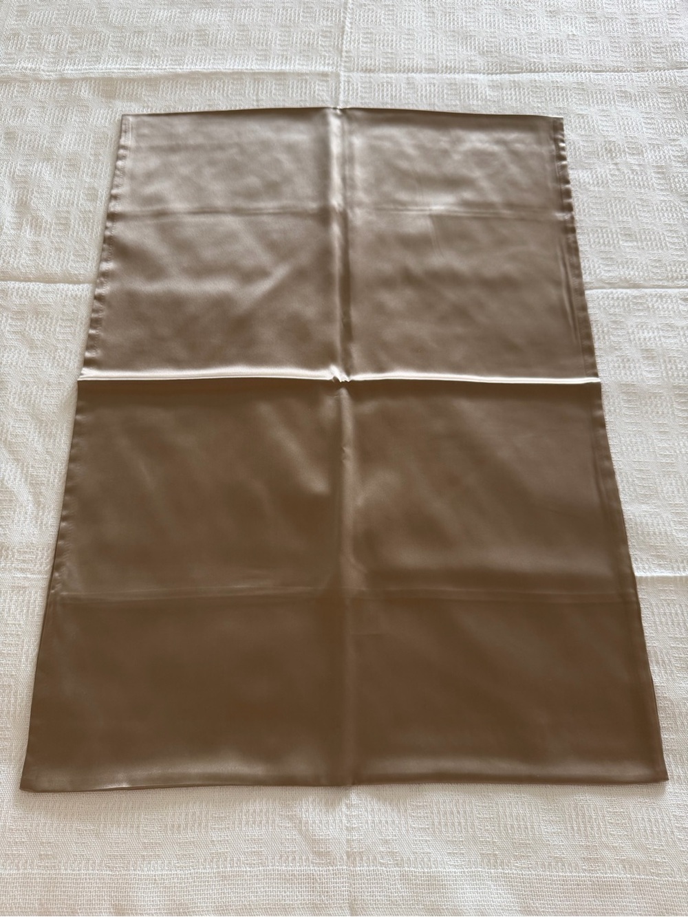 Silk pillowcase 100% Mulberry  Silk Charmeuse (Crepe Satin), 22 Momme 50x70cm - Picture 3 of 7